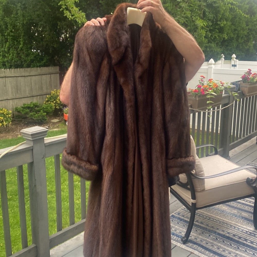COPY - Mink coat - Picture 8 of 9